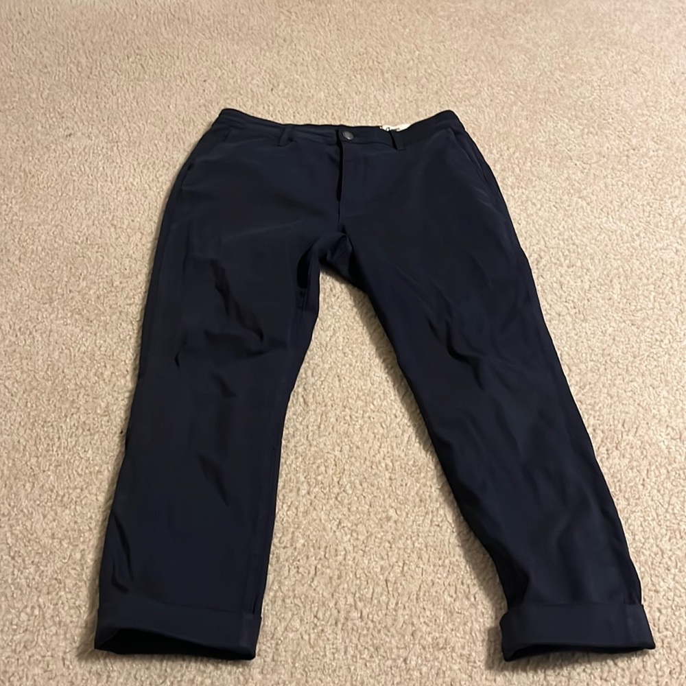 Stitch Fix navy cropped pants